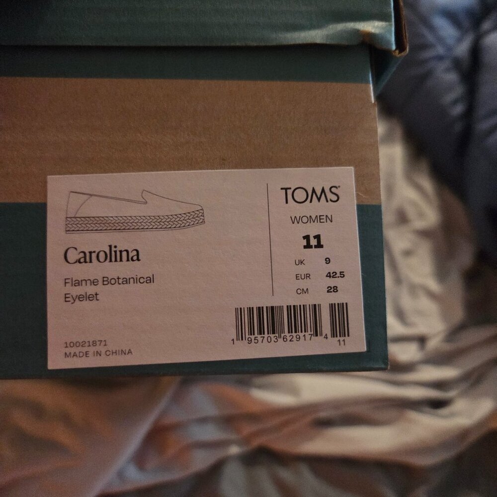 Women's shoes Carolina flame botanical eyelets